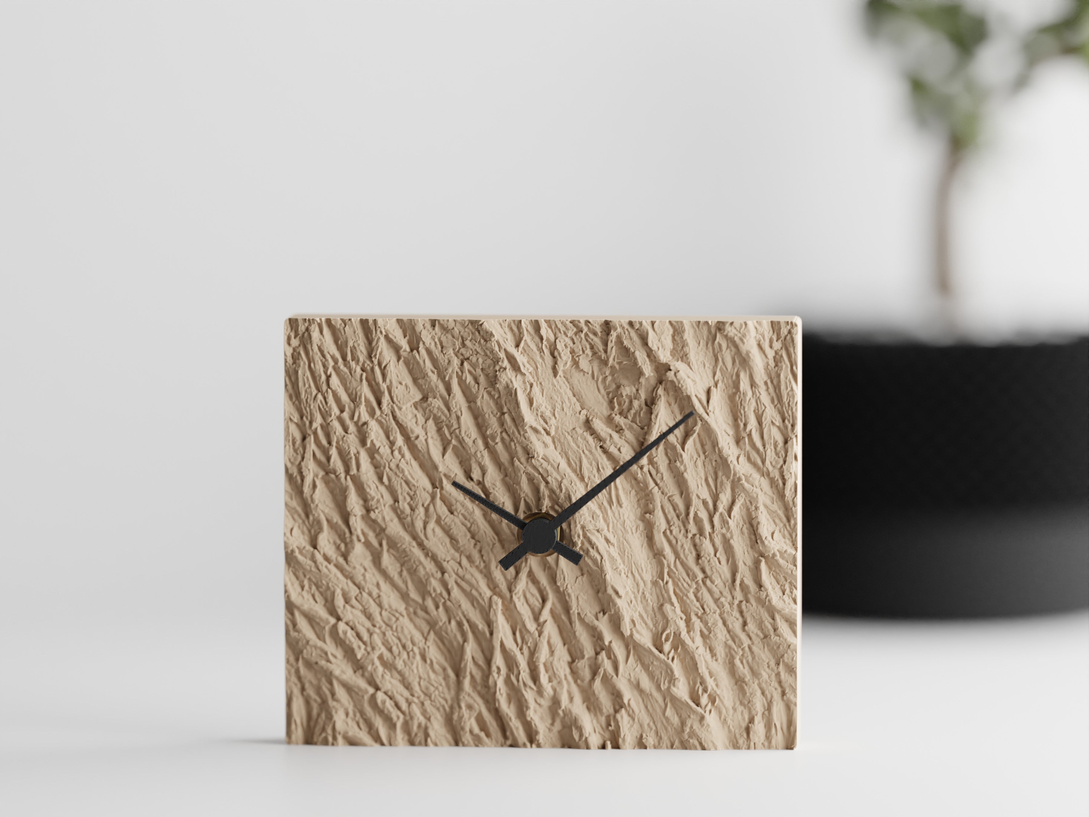 EverWood 3D Printed Wood Effect Clock With Quiet Timekeeping