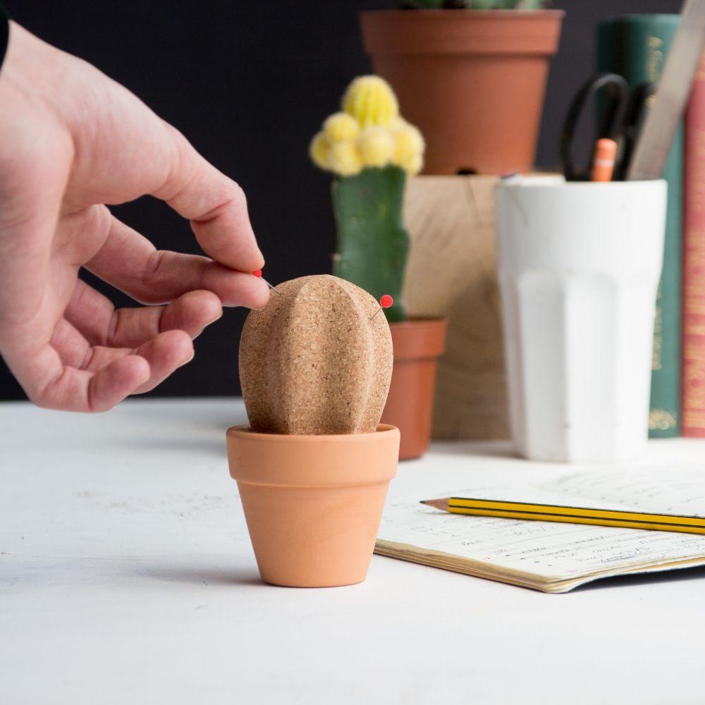 mzube - Cork Cactus Dektop Organiser - Office - mzube - SK CORKCACTUS1