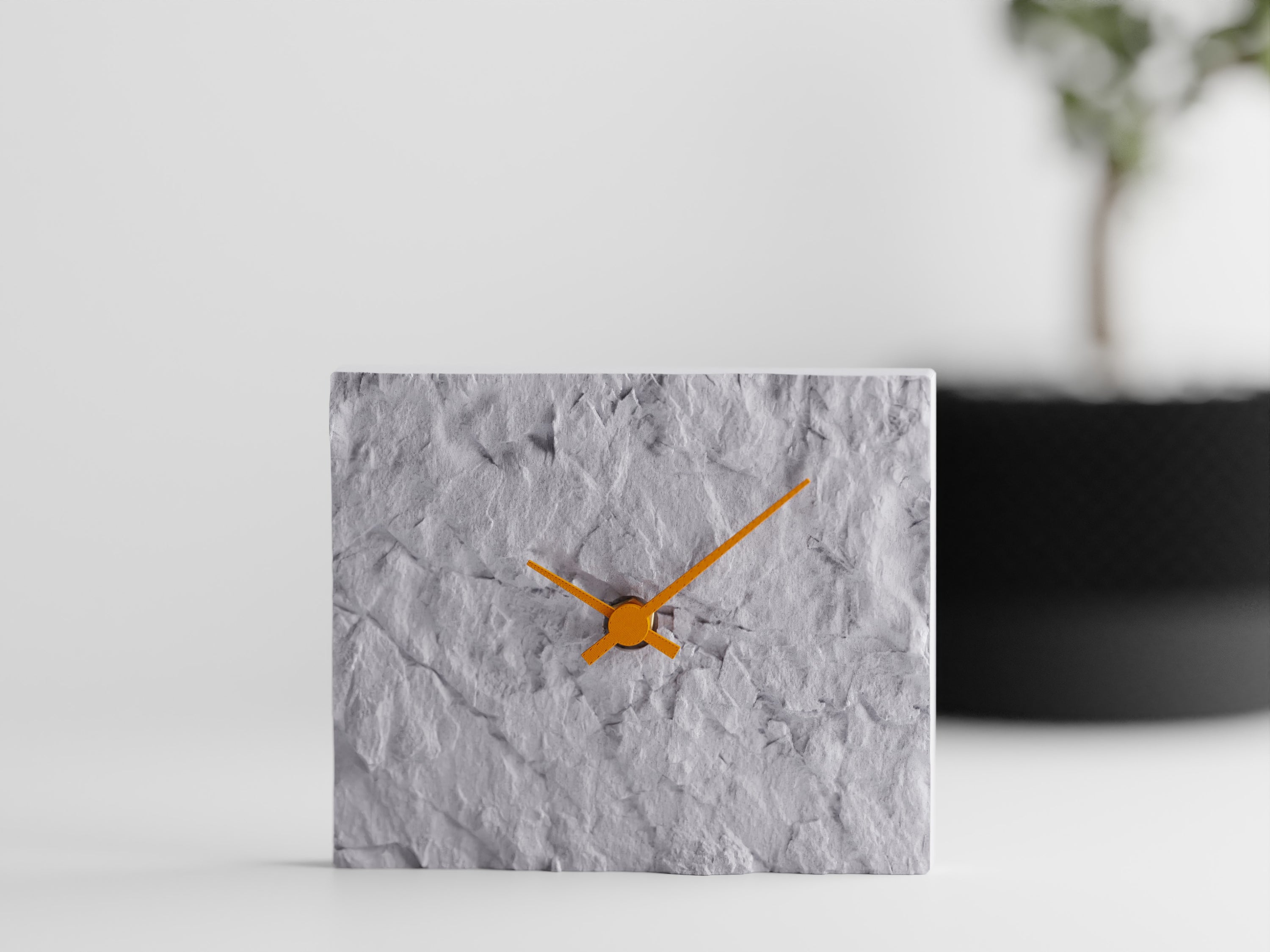 NovaLine 3D Printed Rock Clock With Bold Silhouette Colorful Finishes