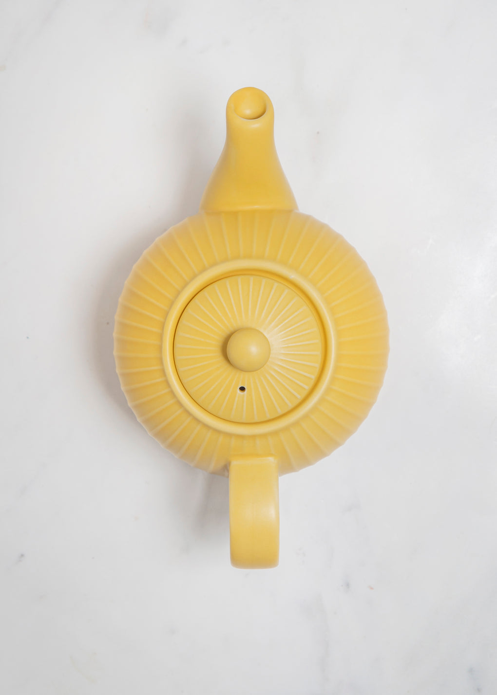 London Pottery Globe Textured Teapot with Strainer, 4-Cup, Yellow