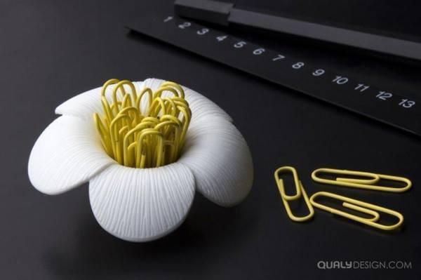 Qualy - Blossom Paper Clip Holder - Qualy - Office - mzube - QL10145-1