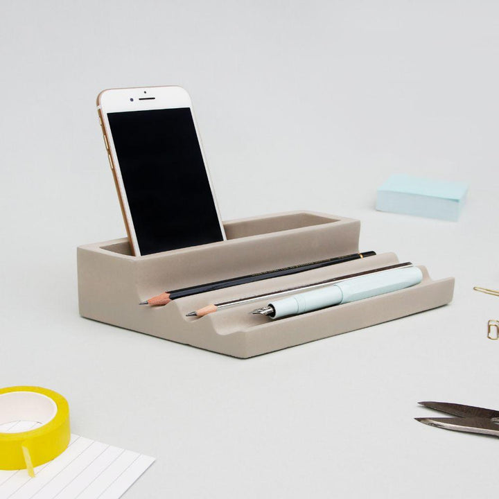 Suck UK - Concrete Pen Tray - Office - mzube - GW PENCILTRAY1