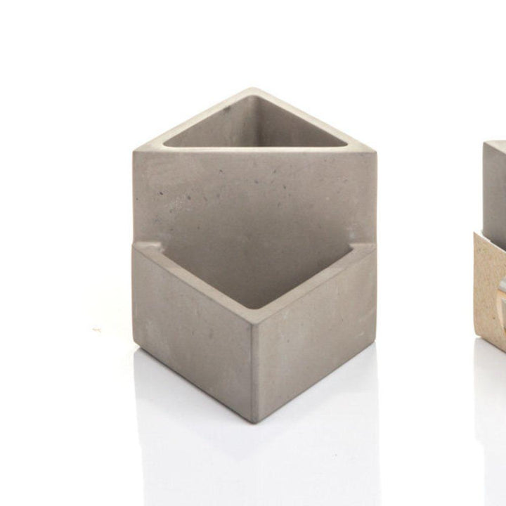 Suck UK - Concrete Pencil Pot - Office - mzube - GW PENCILPOT1