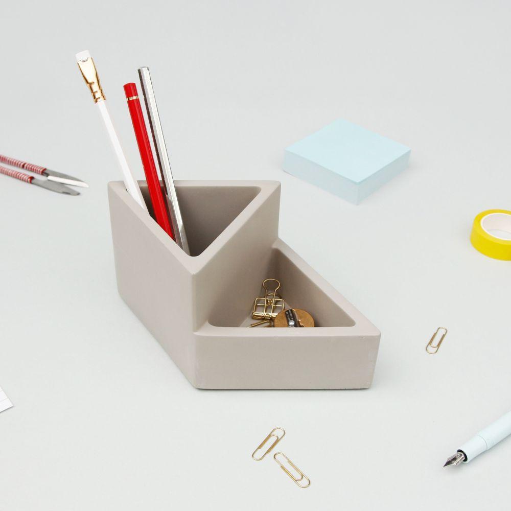 Suck UK - Concrete Pencil Pot - Office - mzube - GW PENCILPOT1