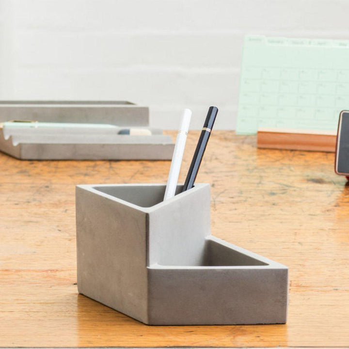 Suck UK - Concrete Pencil Pot - Office - mzube - GW PENCILPOT1